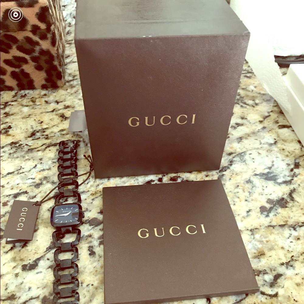 Gucci Link Watch